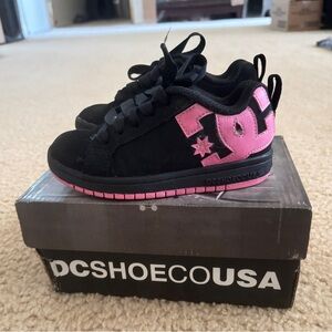 DC Kids Sneakers in Black and Pink like new sz 12c